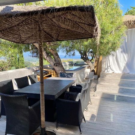 Hotel Bastide de la joie de vivre à Hyères Extérieur photo