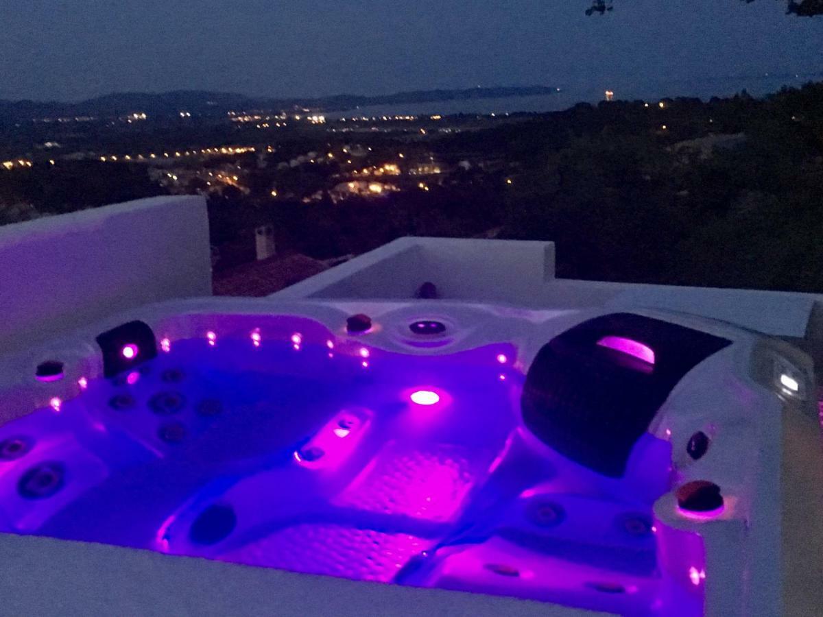 Hotel Bastide de la joie de vivre à Hyères Extérieur photo